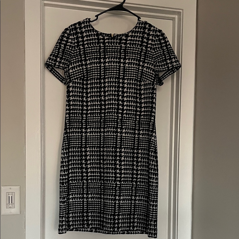 Calvin Klein Black and White Patterned Mini Dress Reduced!! $15